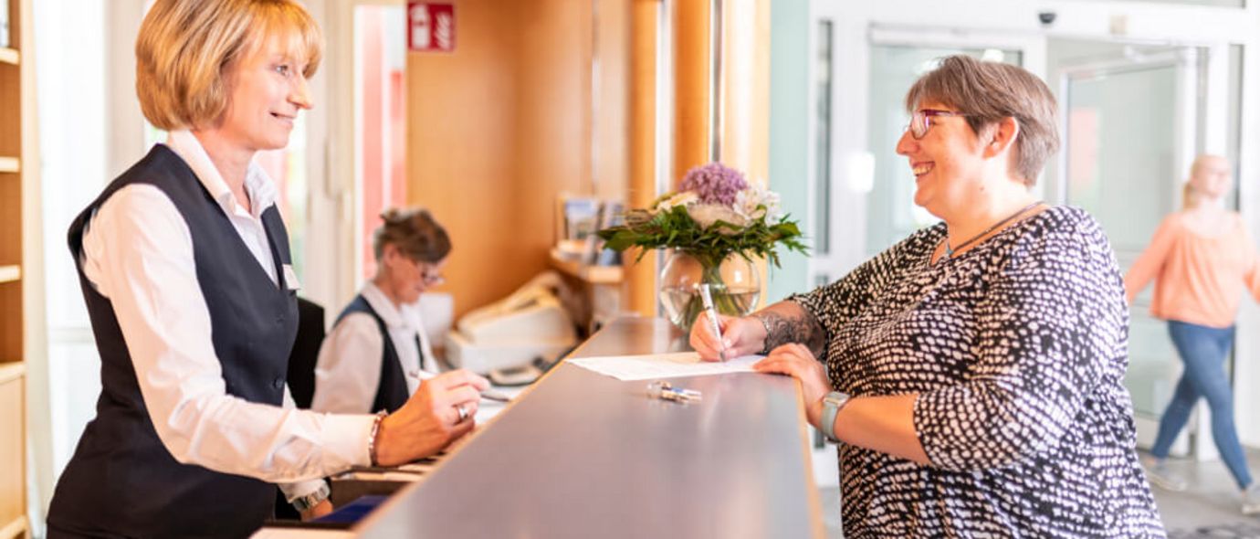 Patientin bei der Aufnahme in die Klinik