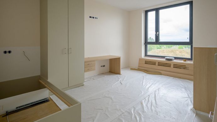 Patientenzimmer im Neubau Akutpsychosomatik MEDICLIN Seepark Klinik Bad Münder